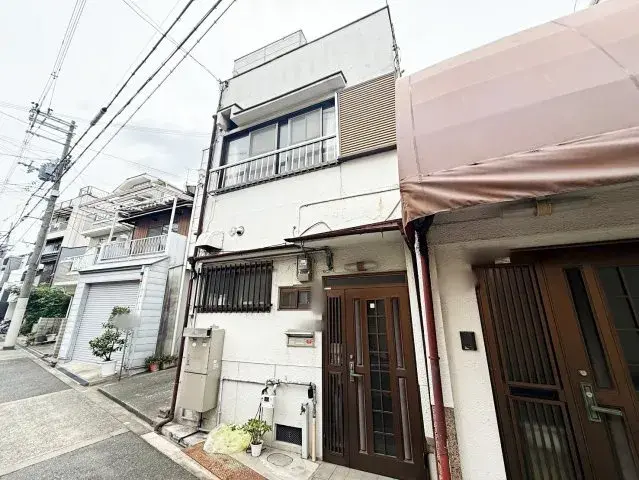 Akiya in Osaka