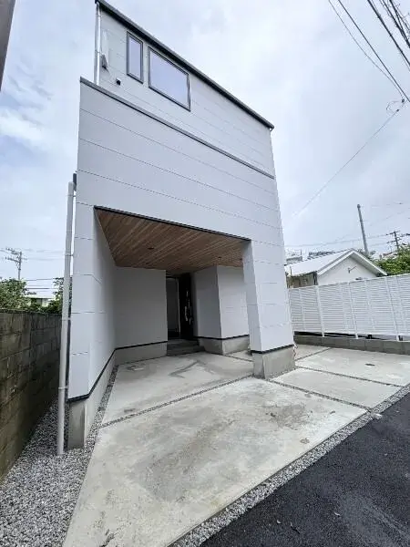 Akiya in Okinawa
