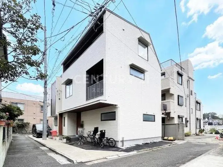 Akiya in Tokyo