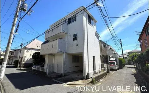 Akiya in Tokyo