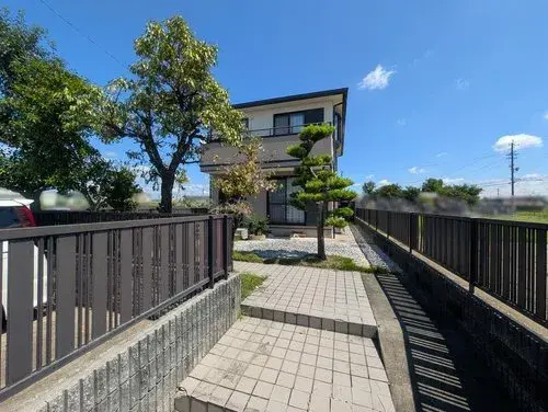 2LDK+S Property Konan City Aichi Prefecture (2)