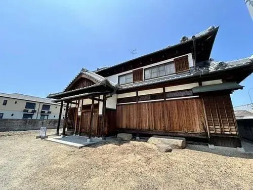 Akiya in Osaka