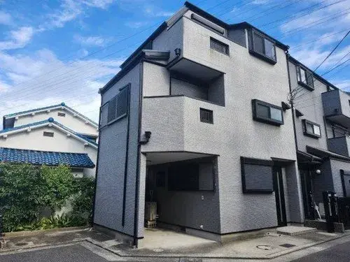 Akiya in Osaka