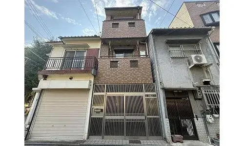 Akiya in Osaka
