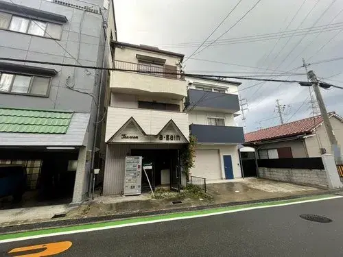 Akiya in Osaka