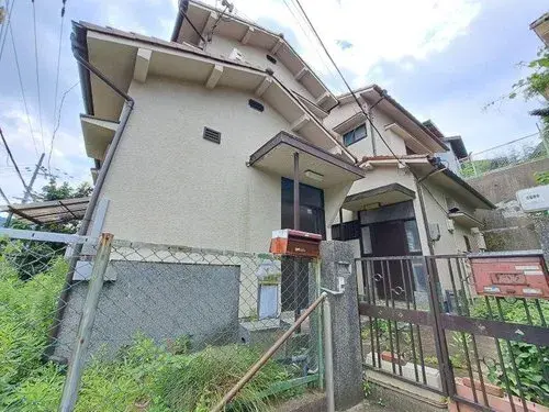 Akiya in 川西市