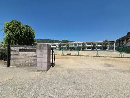5LDK Asakuchi-gun Satosho-cho Okayama Prefecture (3)