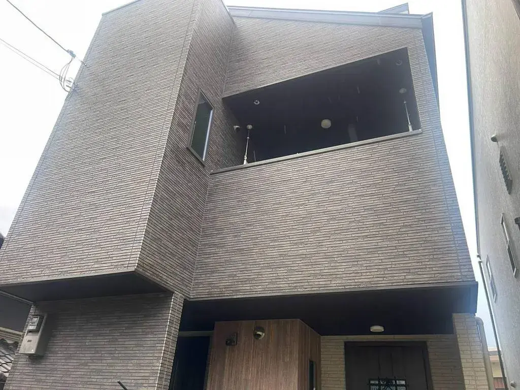 Akiya in Osaka