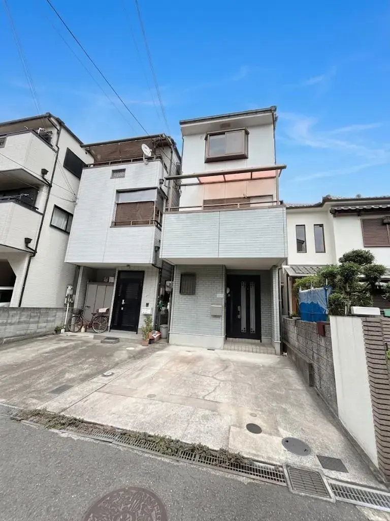 Akiya in Osaka