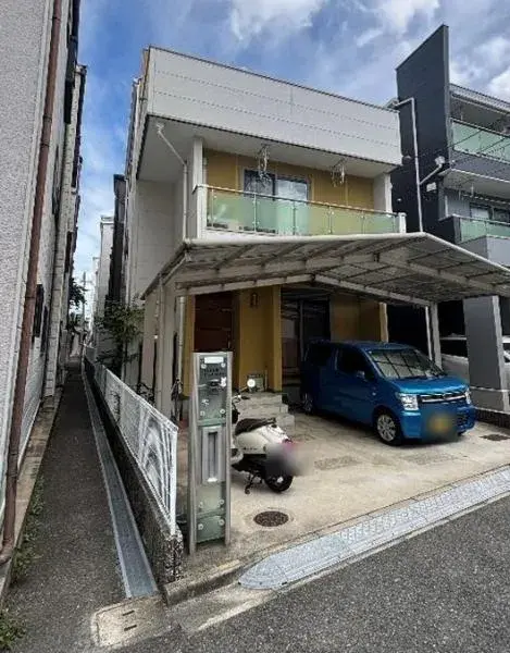Akiya in Osaka