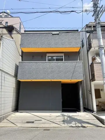 Akiya in Osaka