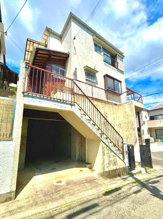 Akiya in Hyogo