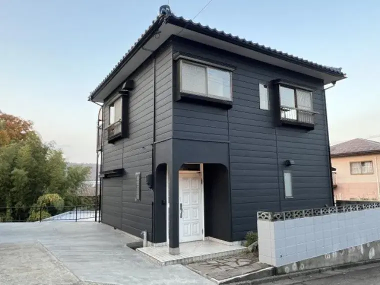 Akiya in 敦贺市
