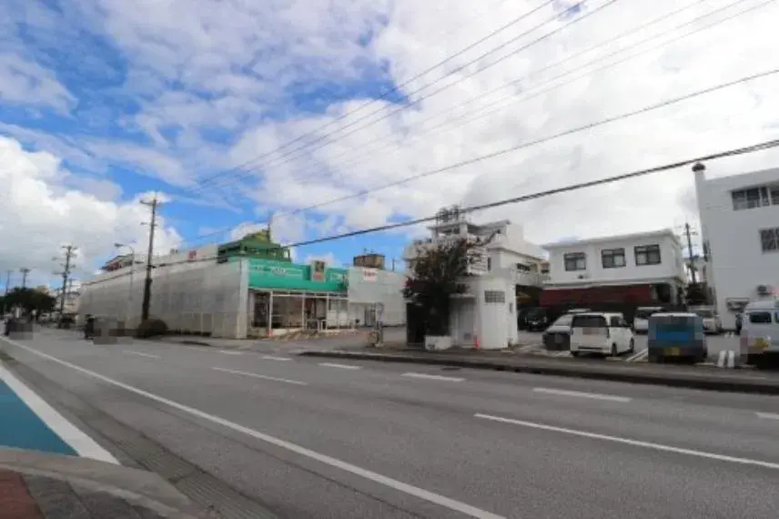 4LDK Uruma City Okinawa Prefecture (8)
