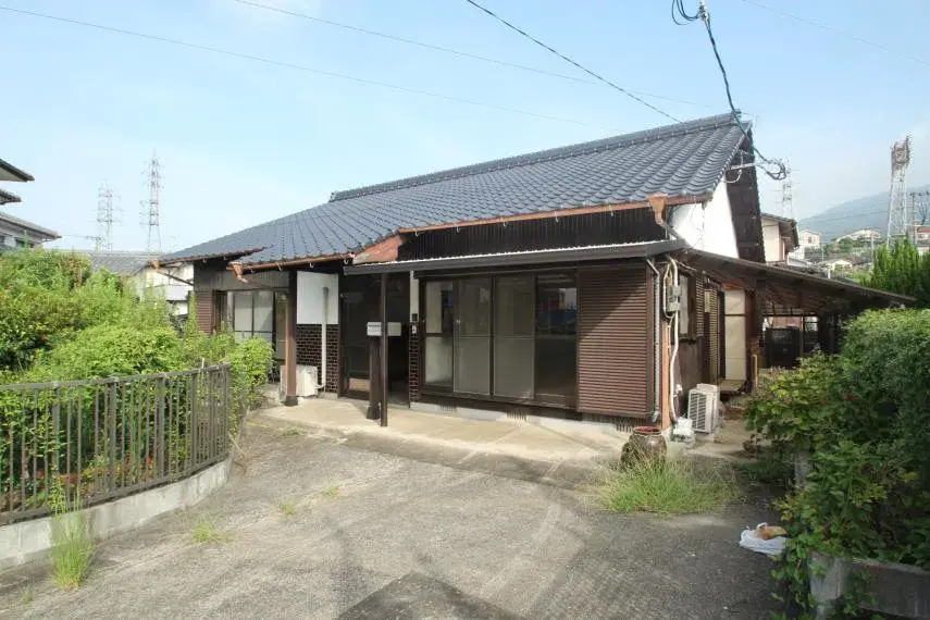 Akiya in Saga