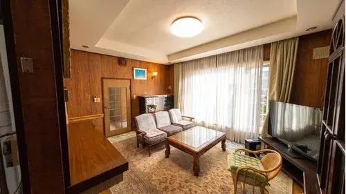 5LDK Property Kitahiroshima City Hokkaido (4)
