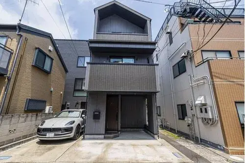 Akiya in Tokyo