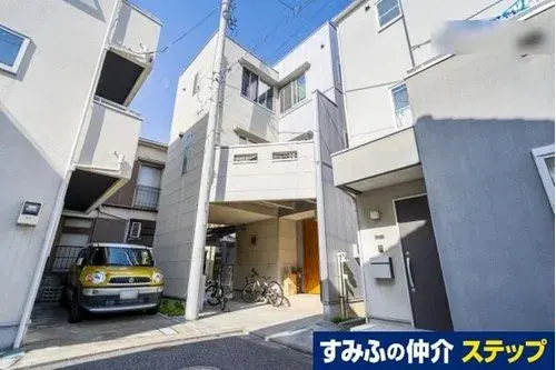 Akiya in Tokyo