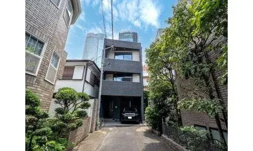 Akiya in Tokyo