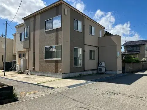 4LDK
金泽市
石川县 (2)