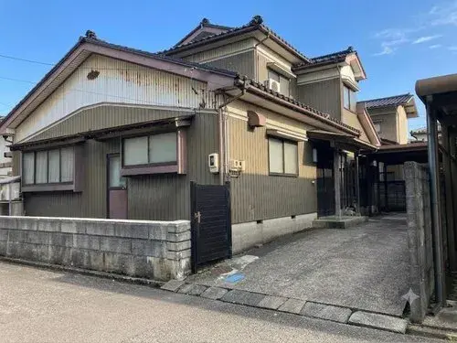 Akiya in Toyama