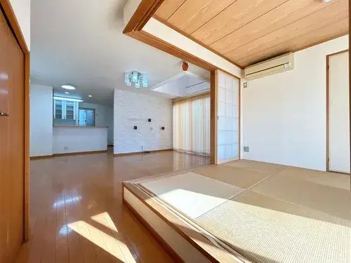 4LDK+S Hikone City Shiga Prefecture (14)