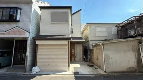 Akiya in Osaka