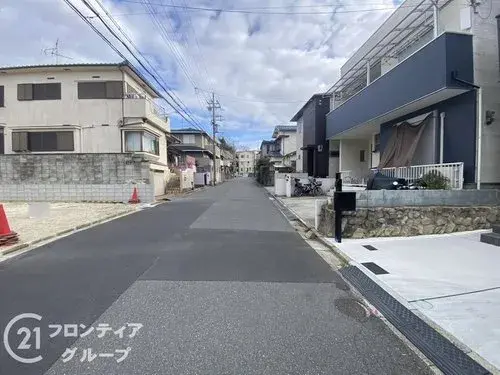 3LDK Neyagawa City Osaka Prefecture (2)