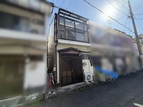 Akiya in Osaka