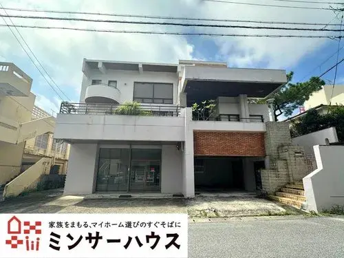 Akiya in 浦添市