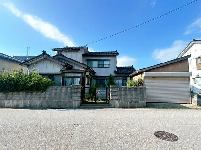 Akiya in Toyama