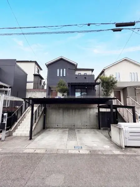 Akiya in Osaka