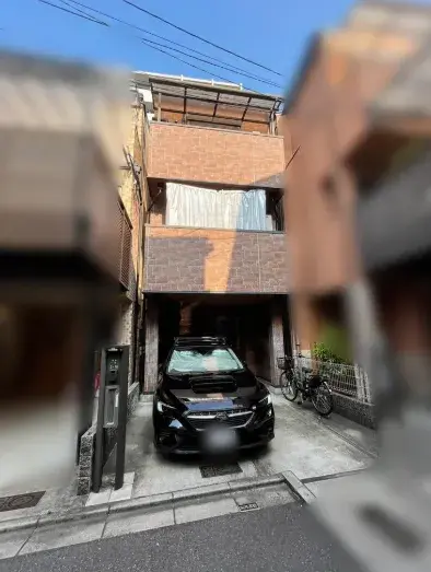 Akiya in Osaka