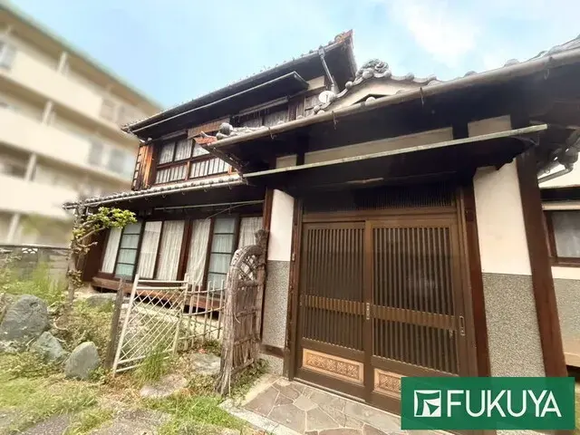 Akiya in Osaka