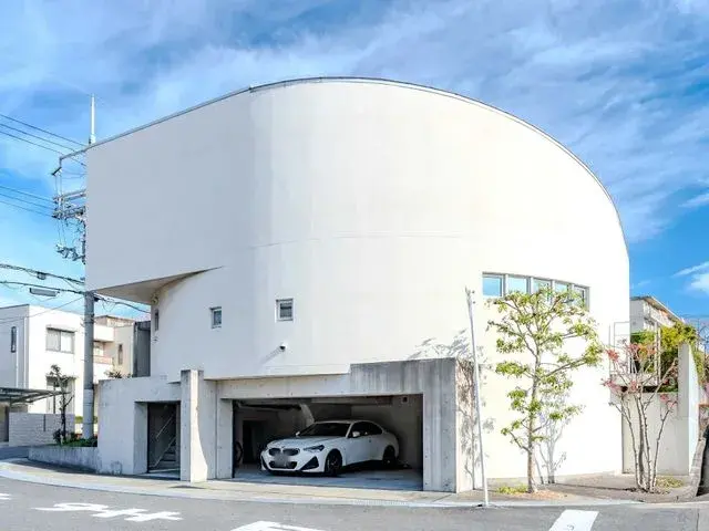 Akiya in Osaka