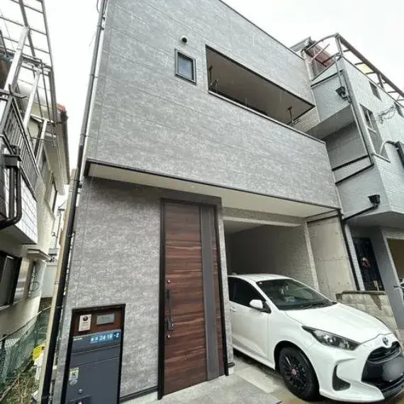 Akiya in Osaka
