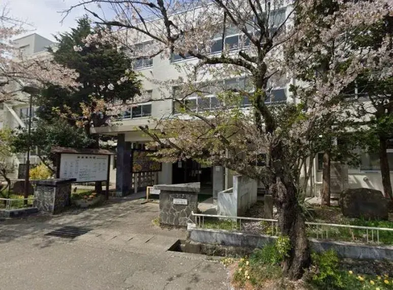 Propiedad 4LDK en la ciudad de Aizuwakamatsu, prefectura de Fukushima (2)