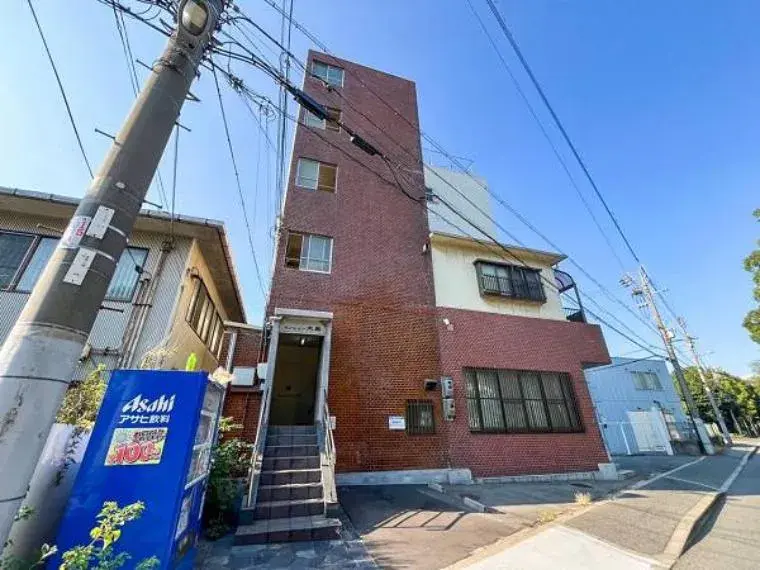 Akiya in Osaka