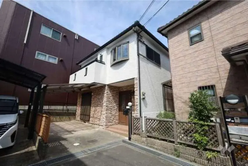 Akiya in Osaka