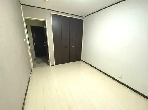 7 chambres, salon, salle à manger, cuisine, pièce de service, Ville de Mobara, Préfecture de Chiba (12)