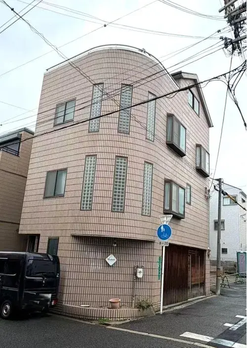 Akiya in Osaka