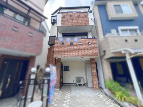 Akiya in Osaka