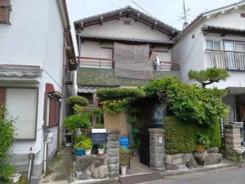 Akiya in Osaka