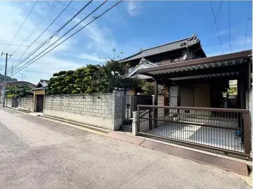 Akiya in 坂出市