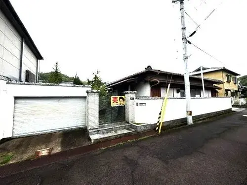 Akiya in Kagawa