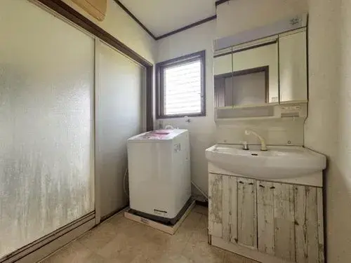 5LDK Property Shikokuchuo City Ehime Prefecture (15)