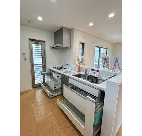 [4LDK+S Property] Matsuyama City Ehime Prefecture (13)