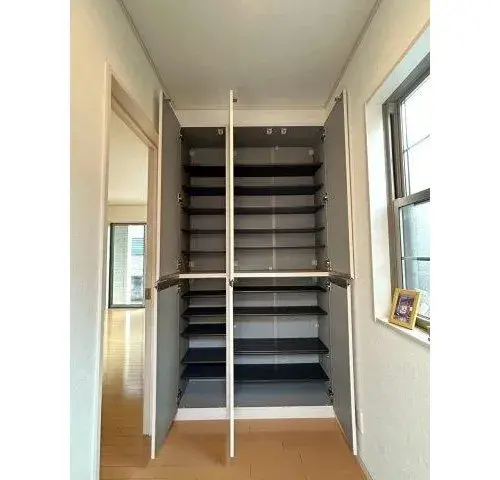 [4LDK+S Property] Matsuyama City Ehime Prefecture (8)