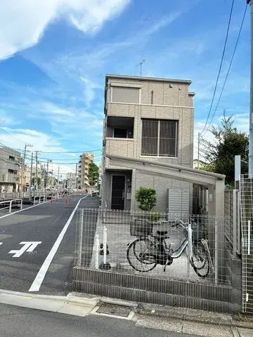 Two-Family House Kita-ku Tokyo (2)
