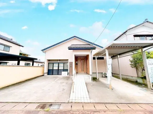 Akiya in 新潟市西蒲区